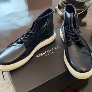 Kenneth Cole Men’s Ankle Sneaker/boot